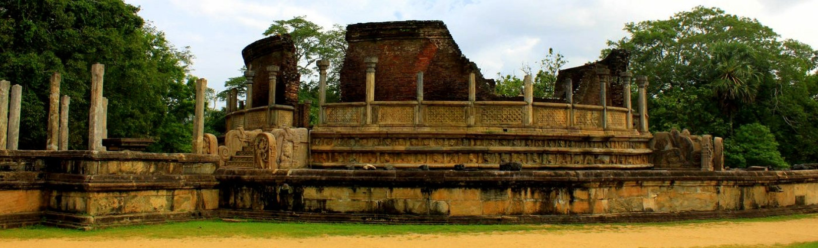 Historical sites in Sri Lanka