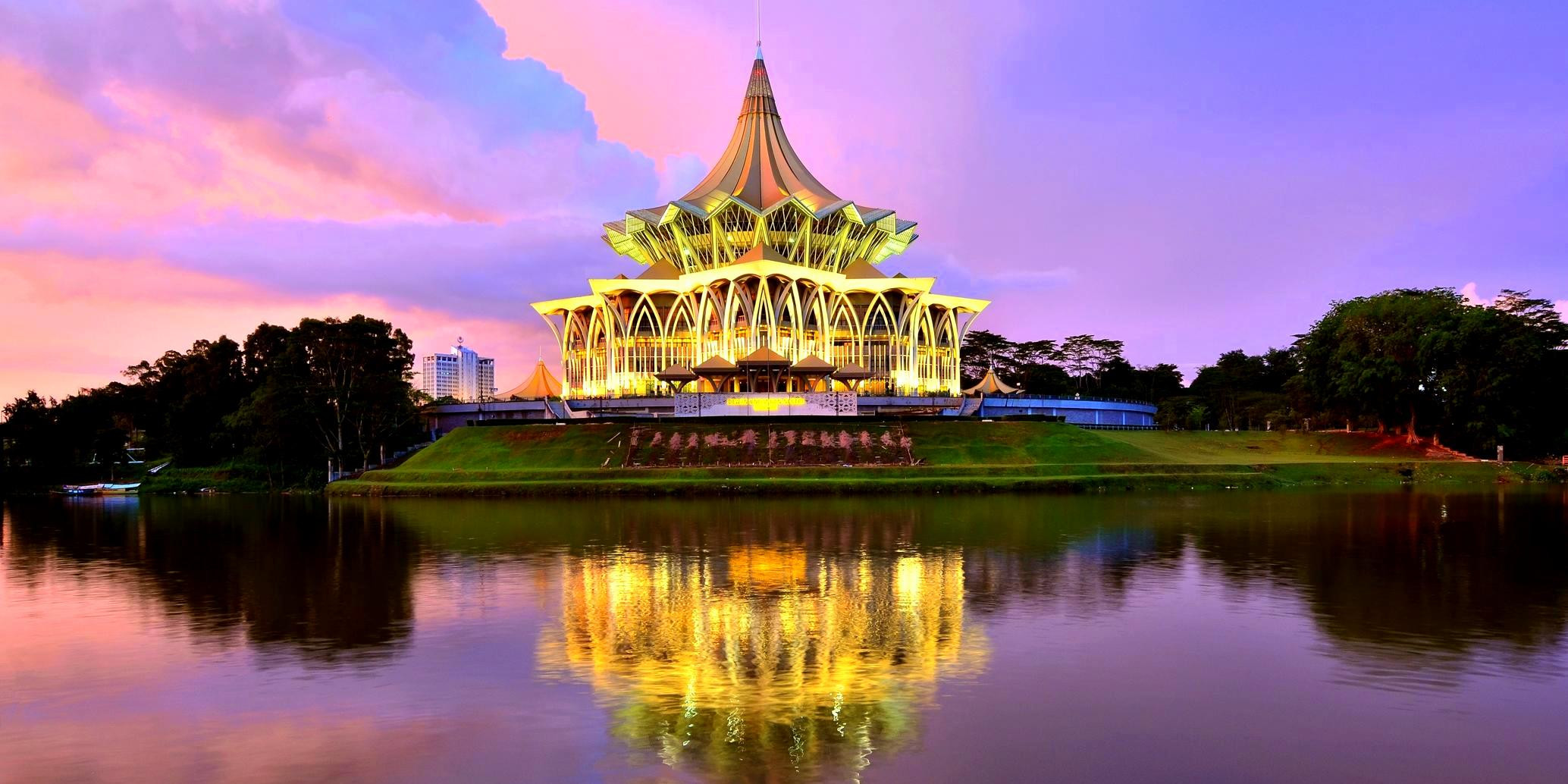 Embarking on an Adventure: Malaysia's Signature Tourist Attractions - Introduction