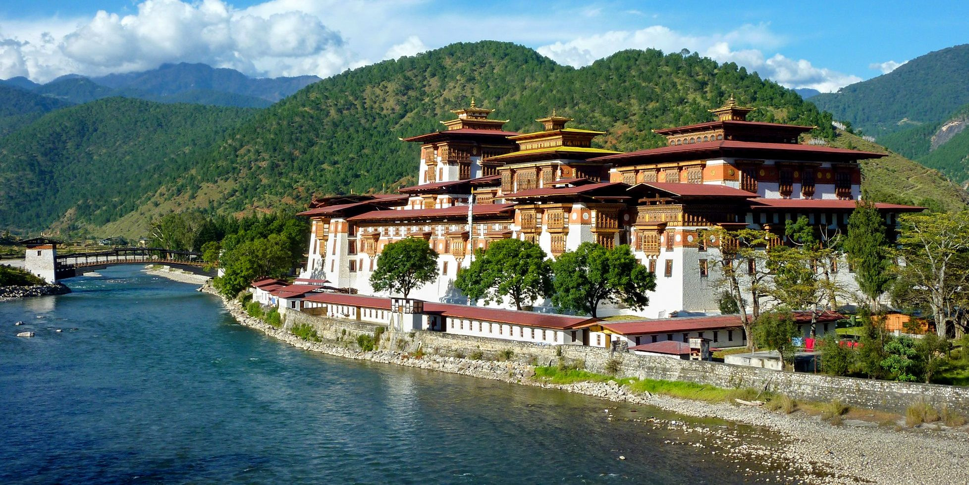 Top Monasteries to Visit in Bhutan: A Spiritual Journey